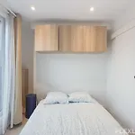 Cozy Studio In Paris 10